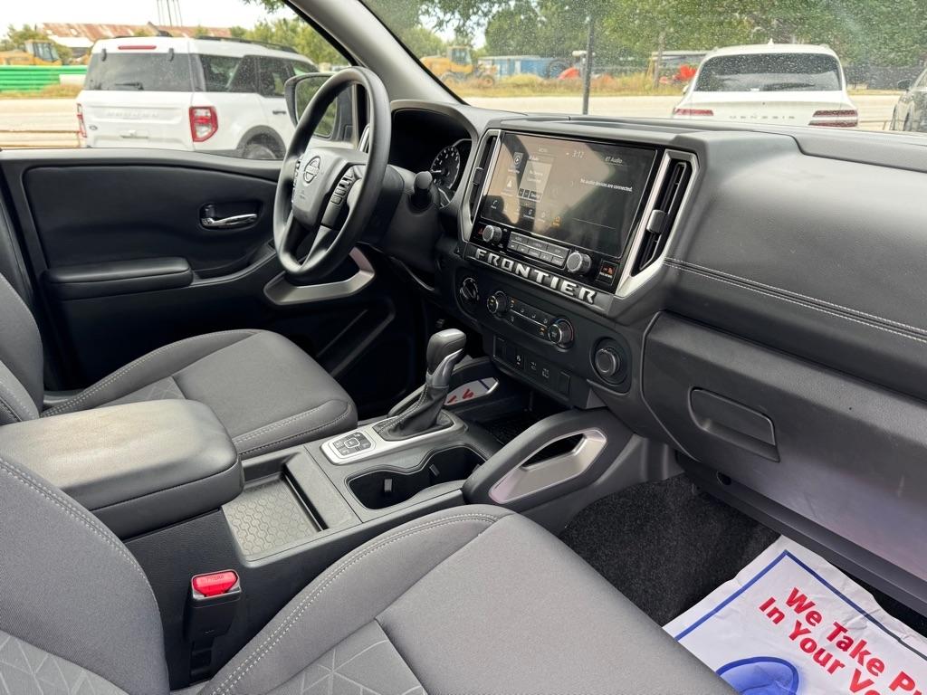 Nissan Frontier S Crew Cab 4WD 2026