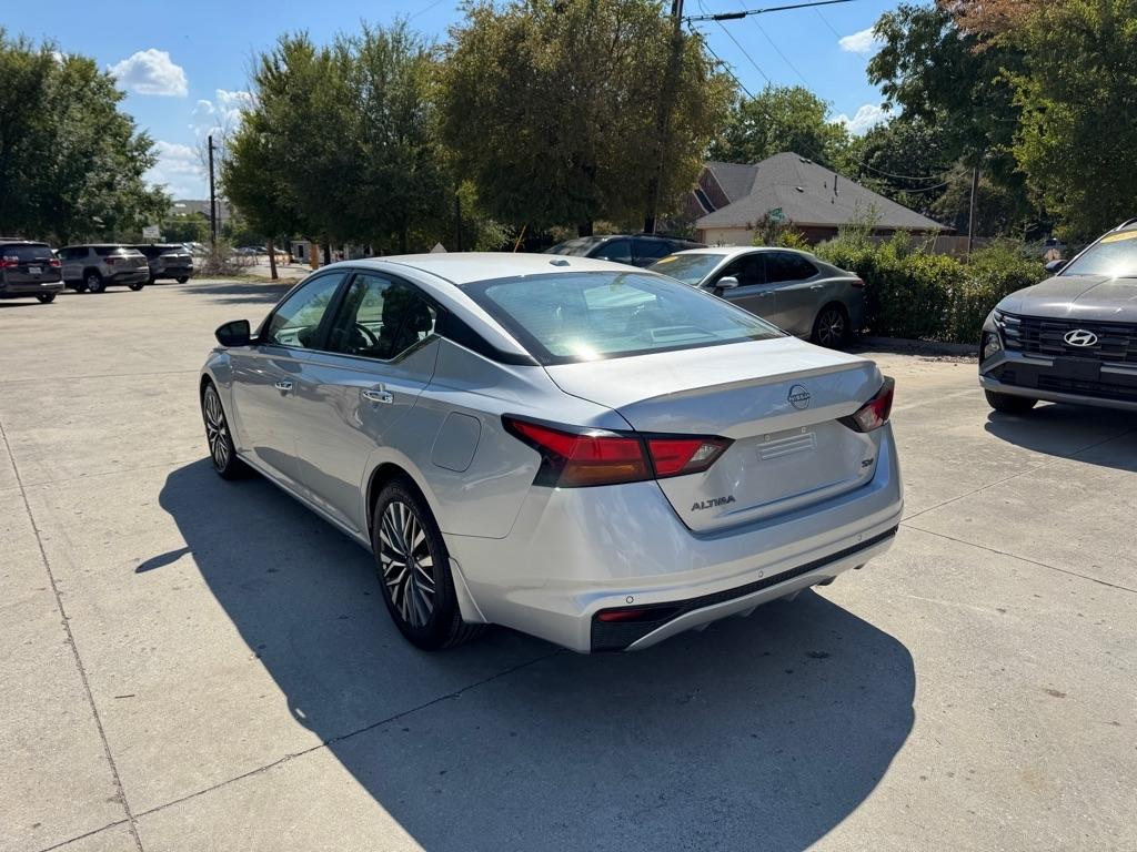 Nissan Altima 2.5 SV 2025