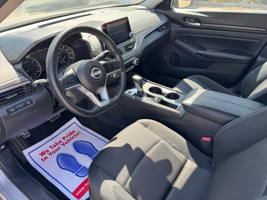 Nissan Altima 2.5 SV 2025