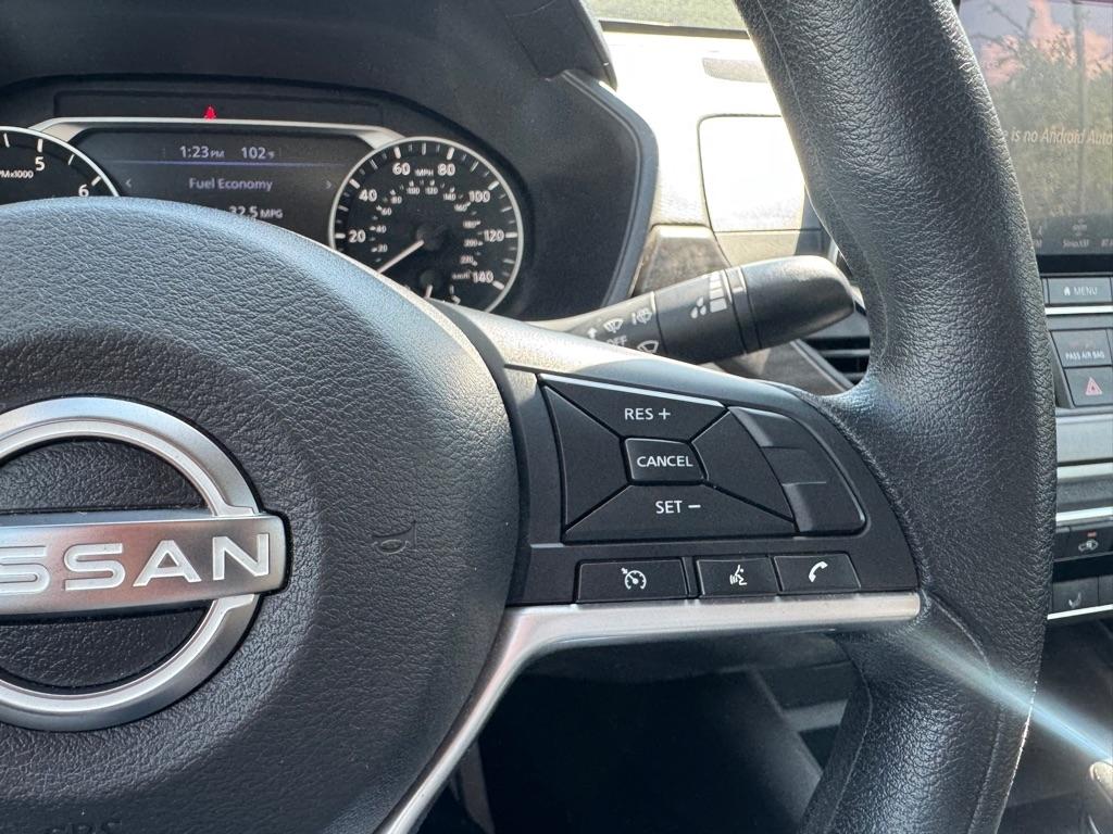 Nissan Altima 2.5 SV 2025