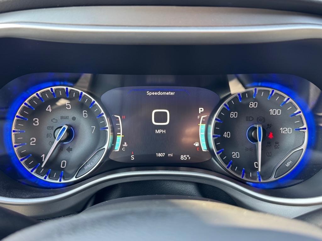 Chrysler Pacifica Select 2027