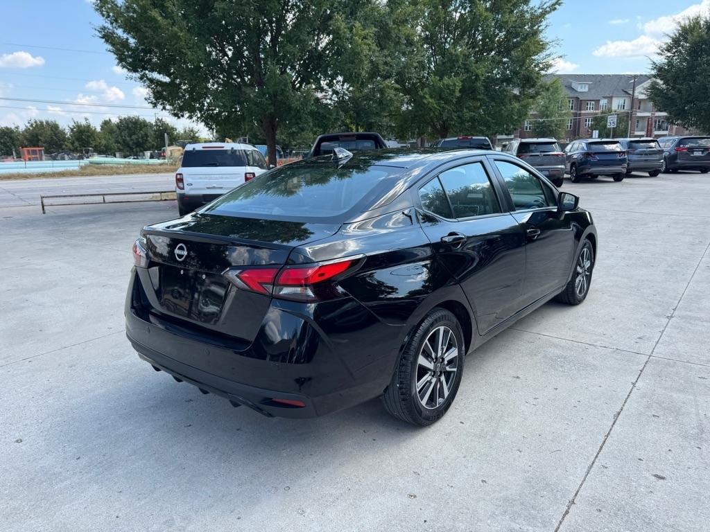 Nissan Versa SV 2025