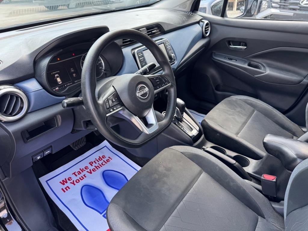 Nissan Versa SV 2025