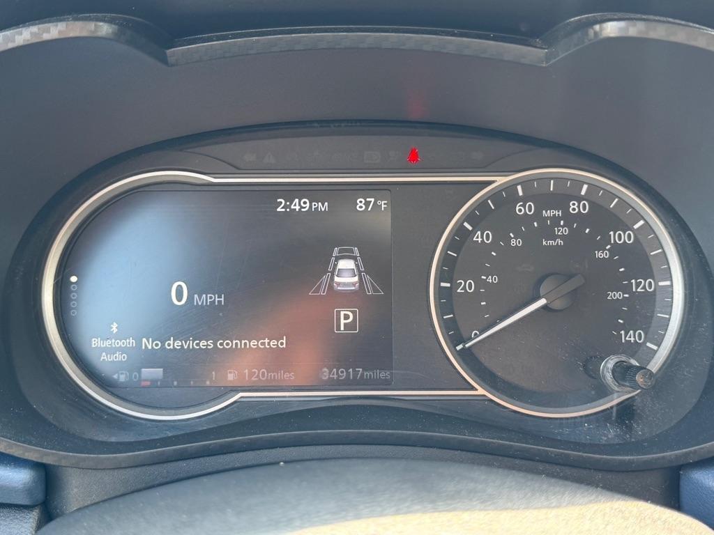 Nissan Versa SV 2025