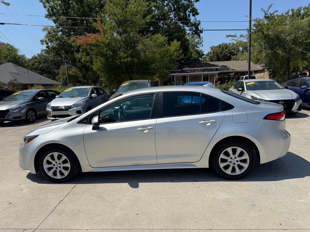 Toyota Corolla LE 2025