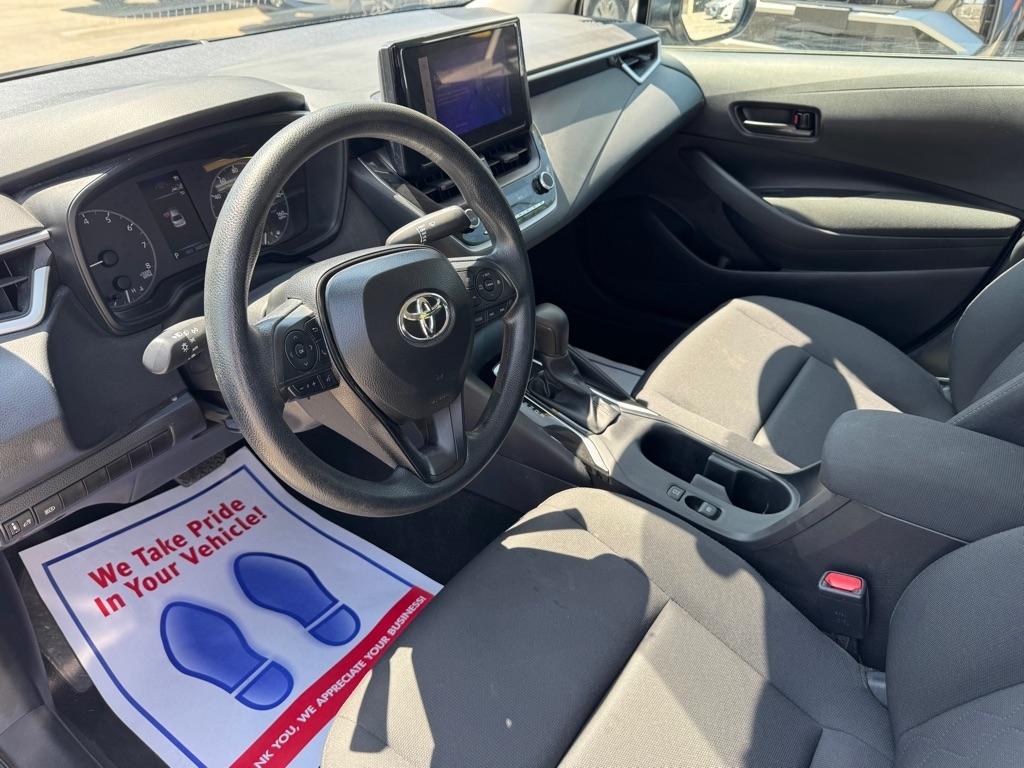 Toyota Corolla LE 2025