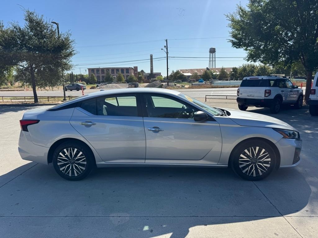 Nissan Altima 2.5 SV 2025