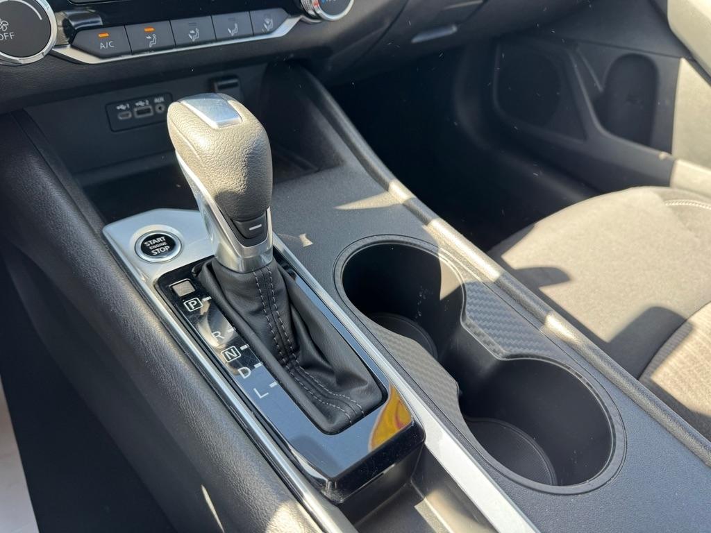Nissan Altima 2.5 SV 2025