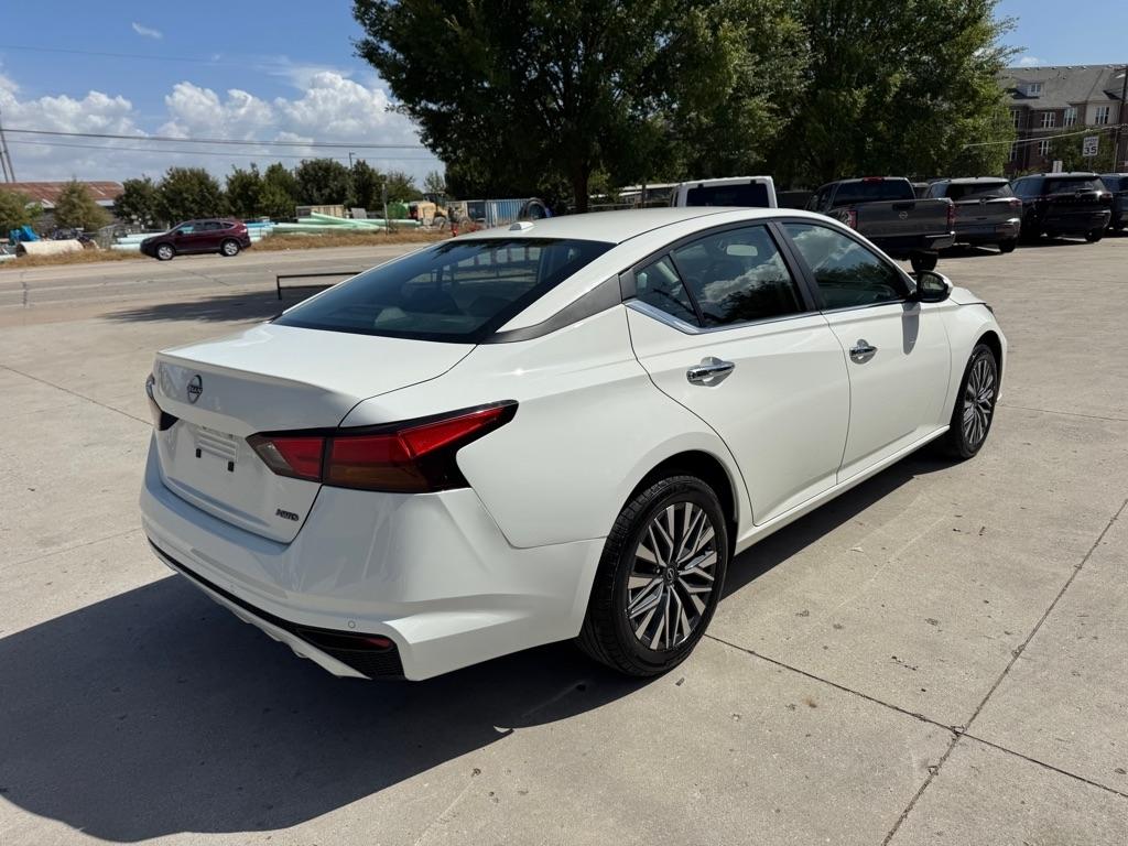 Nissan Altima 2.5 SV AWD 2025
