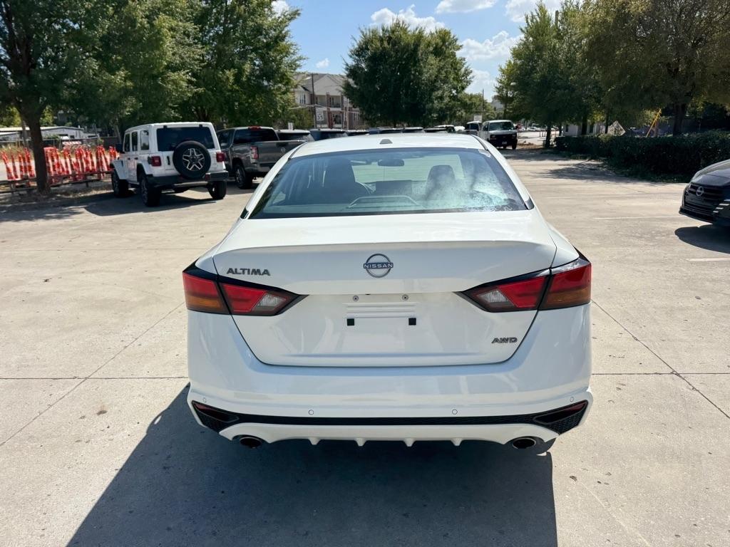 Nissan Altima 2.5 SV AWD 2025