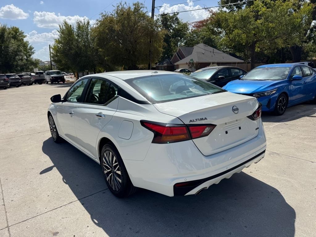 Nissan Altima 2.5 SV AWD 2025