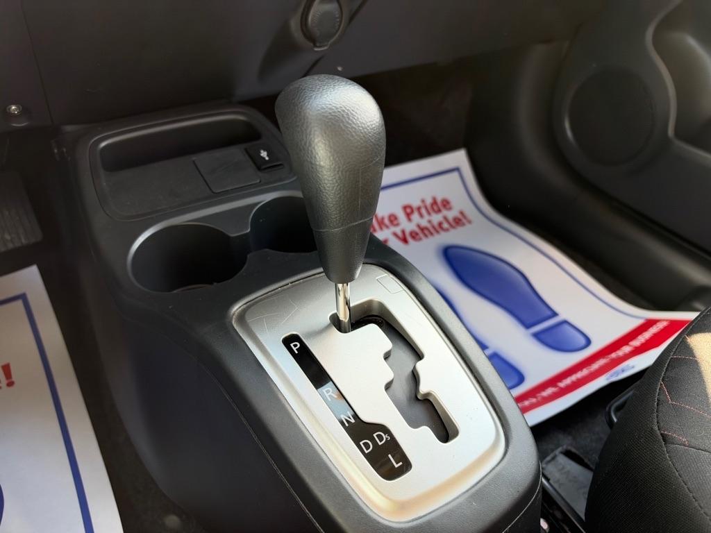 Mitsubishi Mirage ES 5M 2024