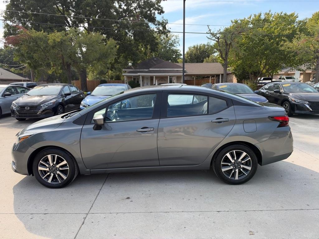 Nissan Versa SV 2025