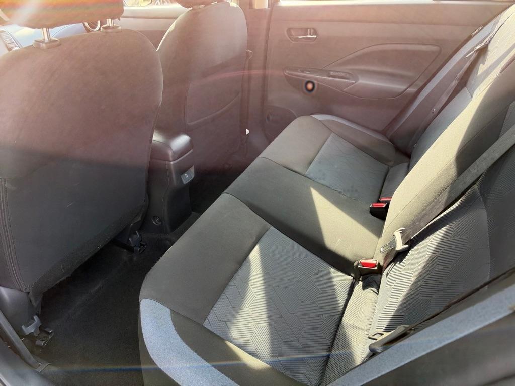Nissan Versa SV 2025