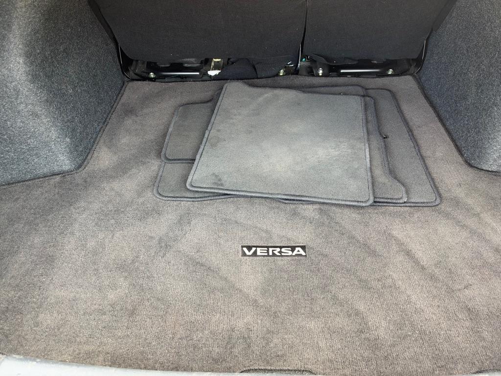 Nissan Versa SV 2025