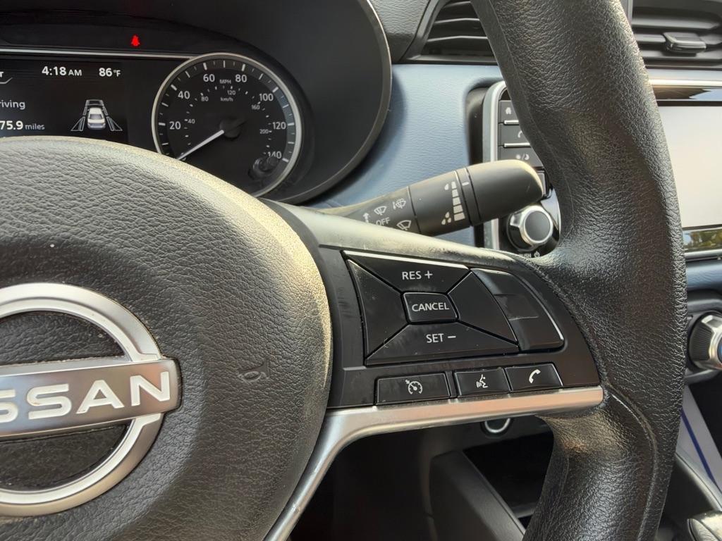 Nissan Versa SV 2025