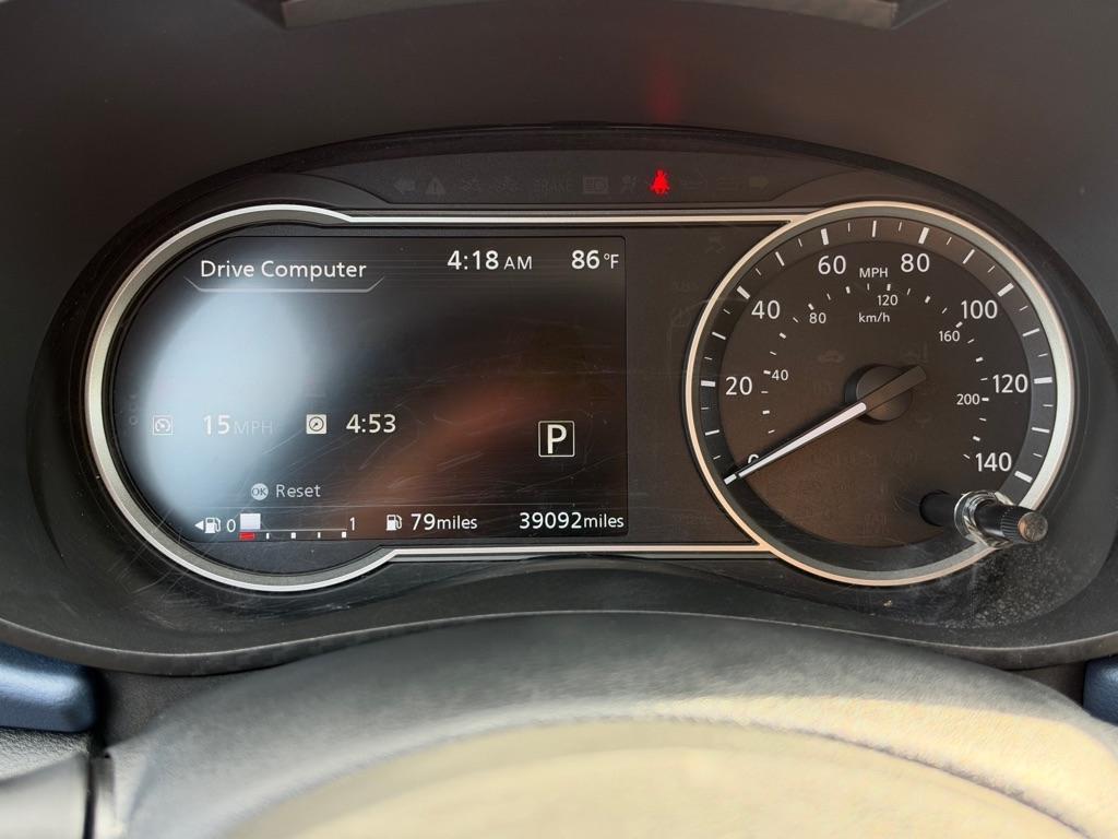 Nissan Versa SV 2025