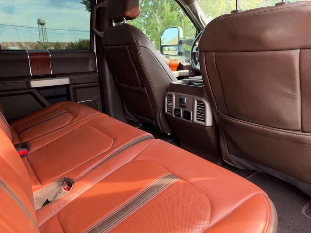 Ford F-250 SD Platinum Crew Cab 4WD 2020