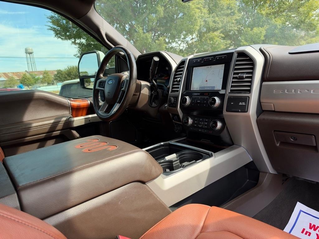 Ford F-250 SD Platinum Crew Cab 4WD 2020