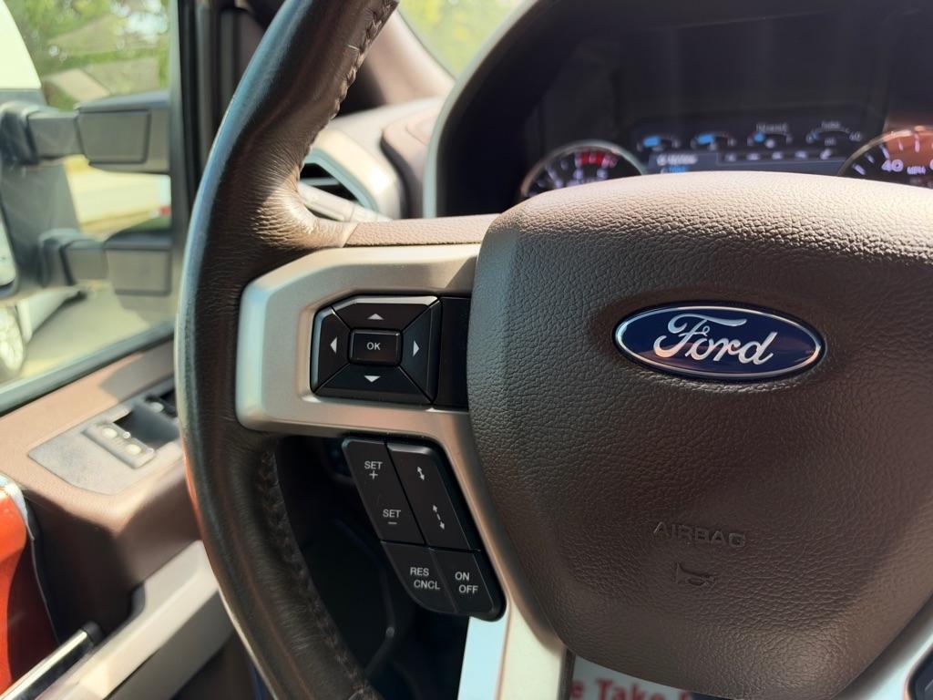 Ford F-250 SD Platinum Crew Cab 4WD 2020