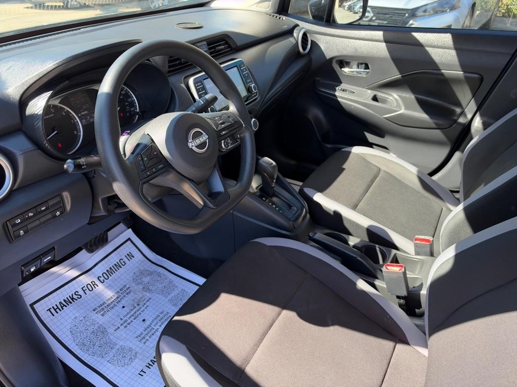 Nissan Versa S CVT 2025
