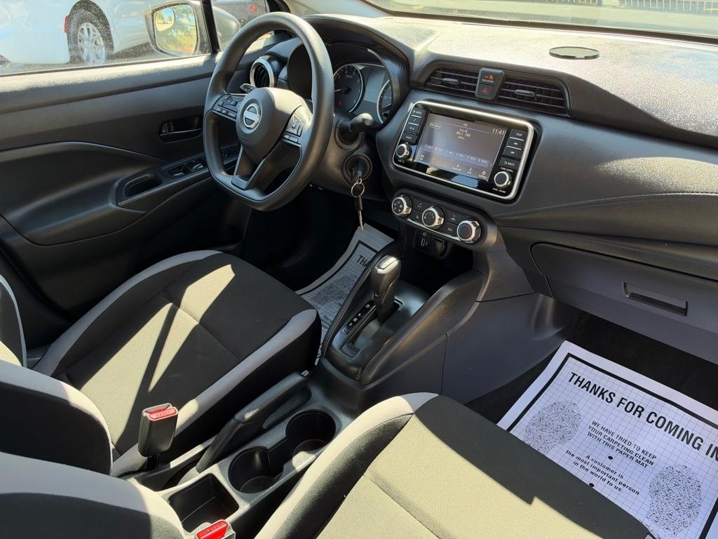 Nissan Versa S CVT 2025