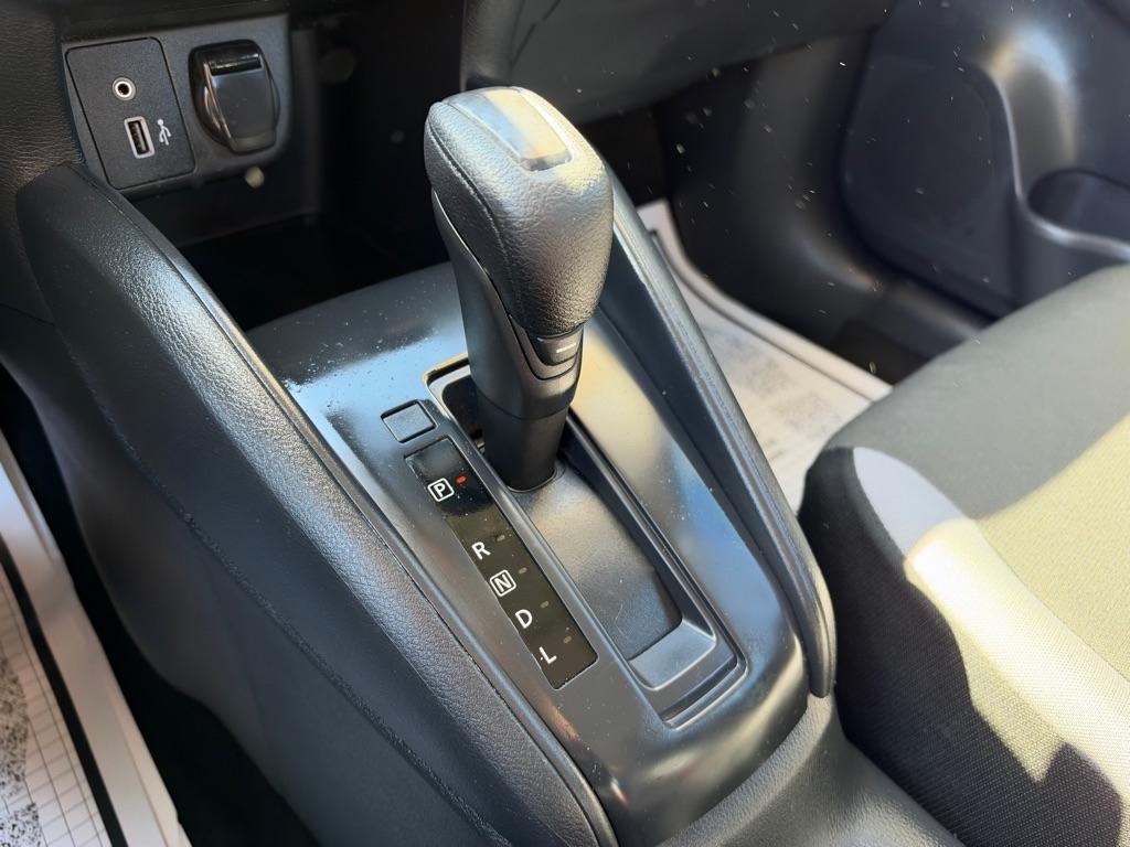 Nissan Versa S CVT 2025