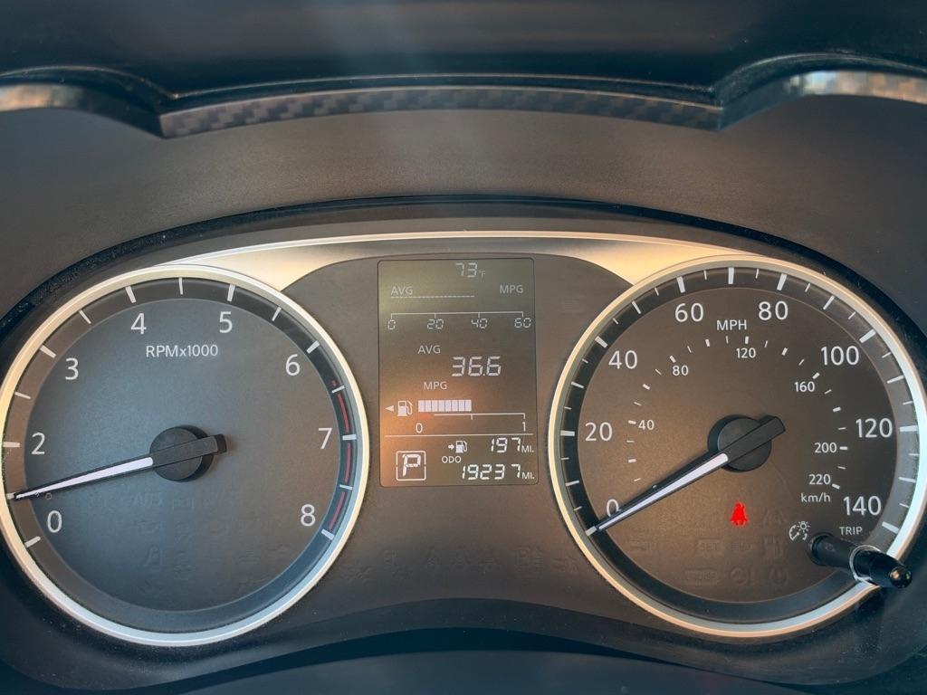 Nissan Versa S CVT 2025