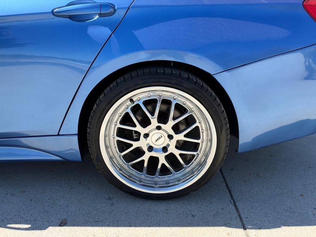 BMW 3-Series 328i Sedan 2013