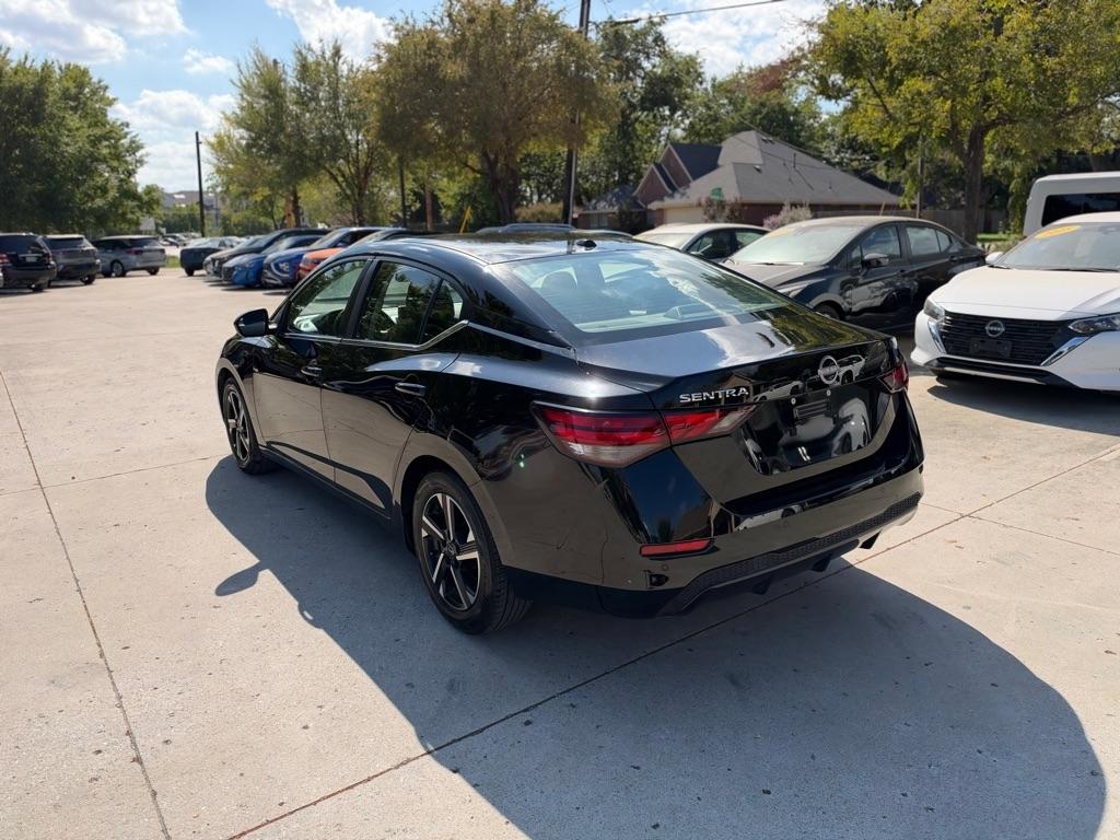 Nissan Sentra SV 2025