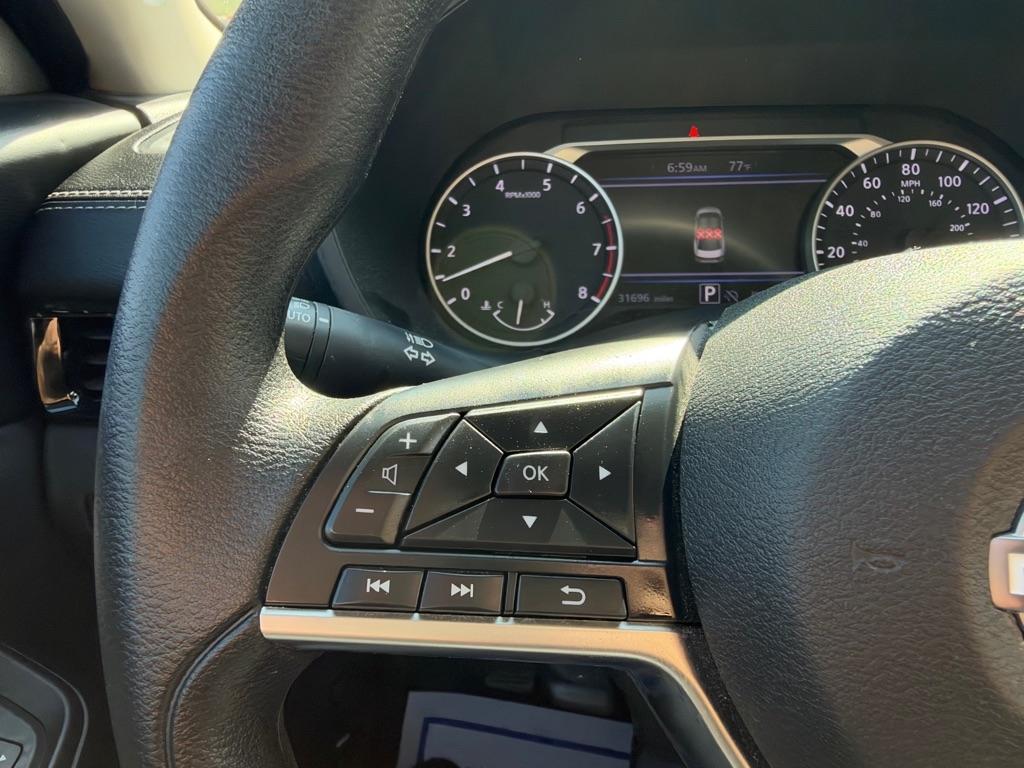 Nissan Sentra SV 2025