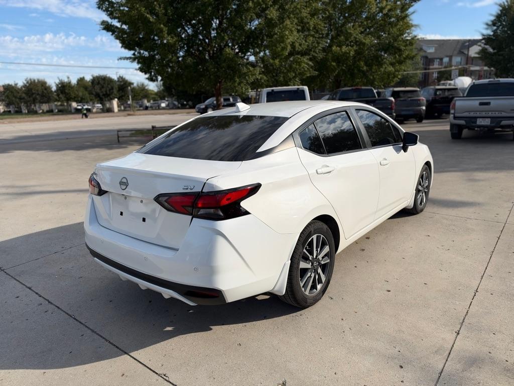 Nissan Versa SV 2023