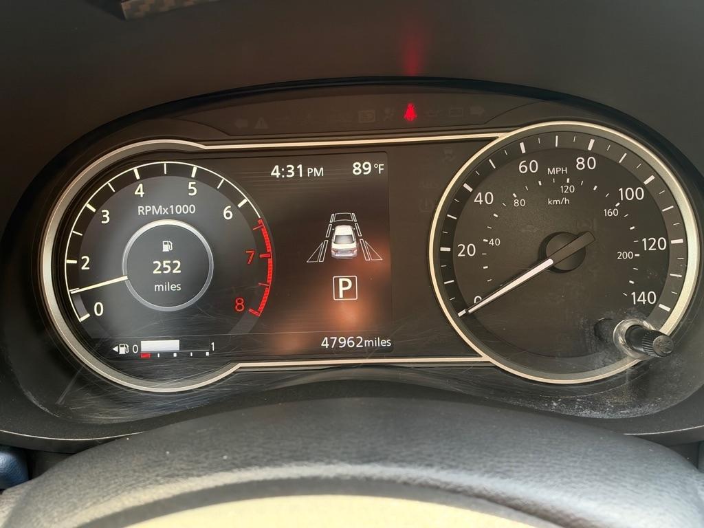 Nissan Versa SV 2023