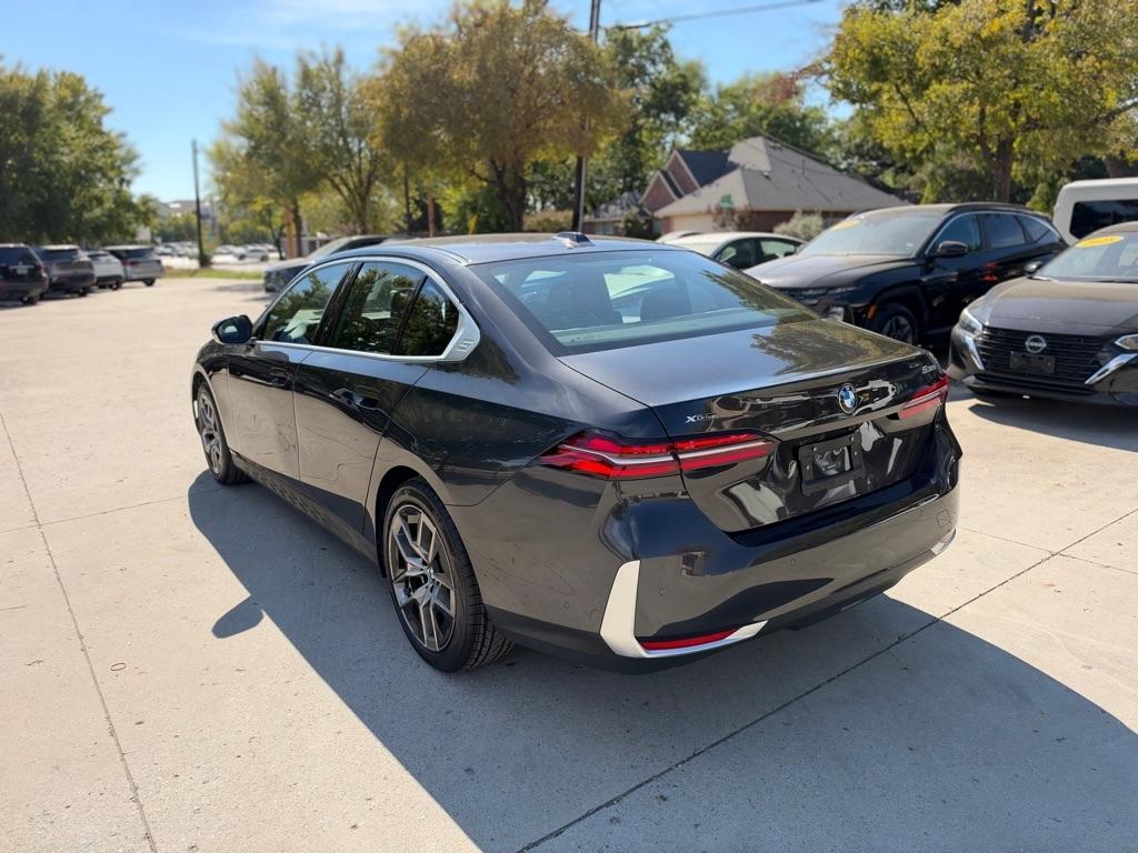 BMW 5-Series 530i xDrive 2027