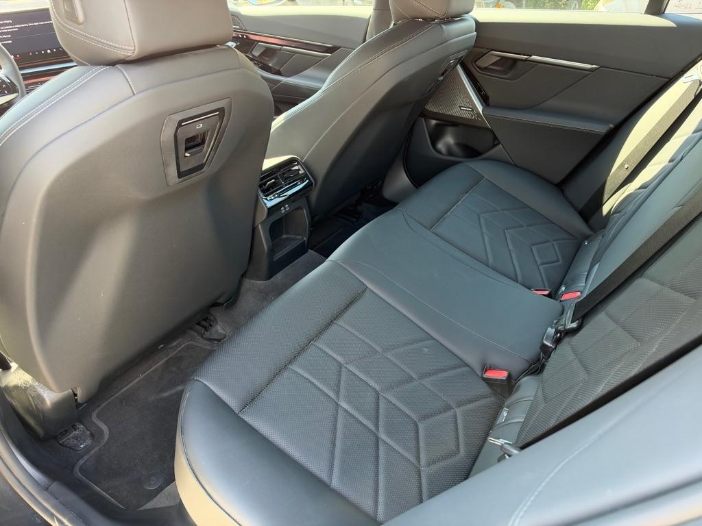 BMW 5-Series 530i xDrive 2027