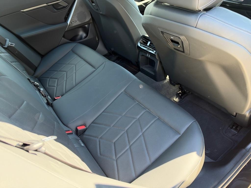 BMW 5-Series 530i xDrive 2027
