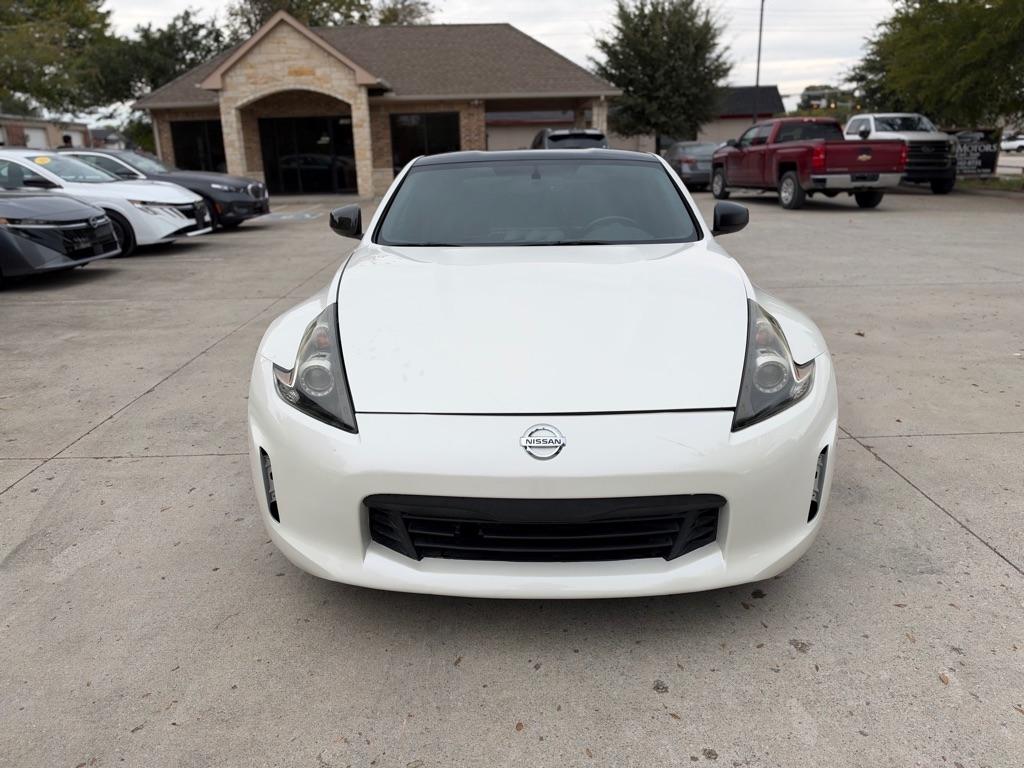 Nissan Z 370ZPRO-4X Crew Cab 4WD Diesel Coupe 2018