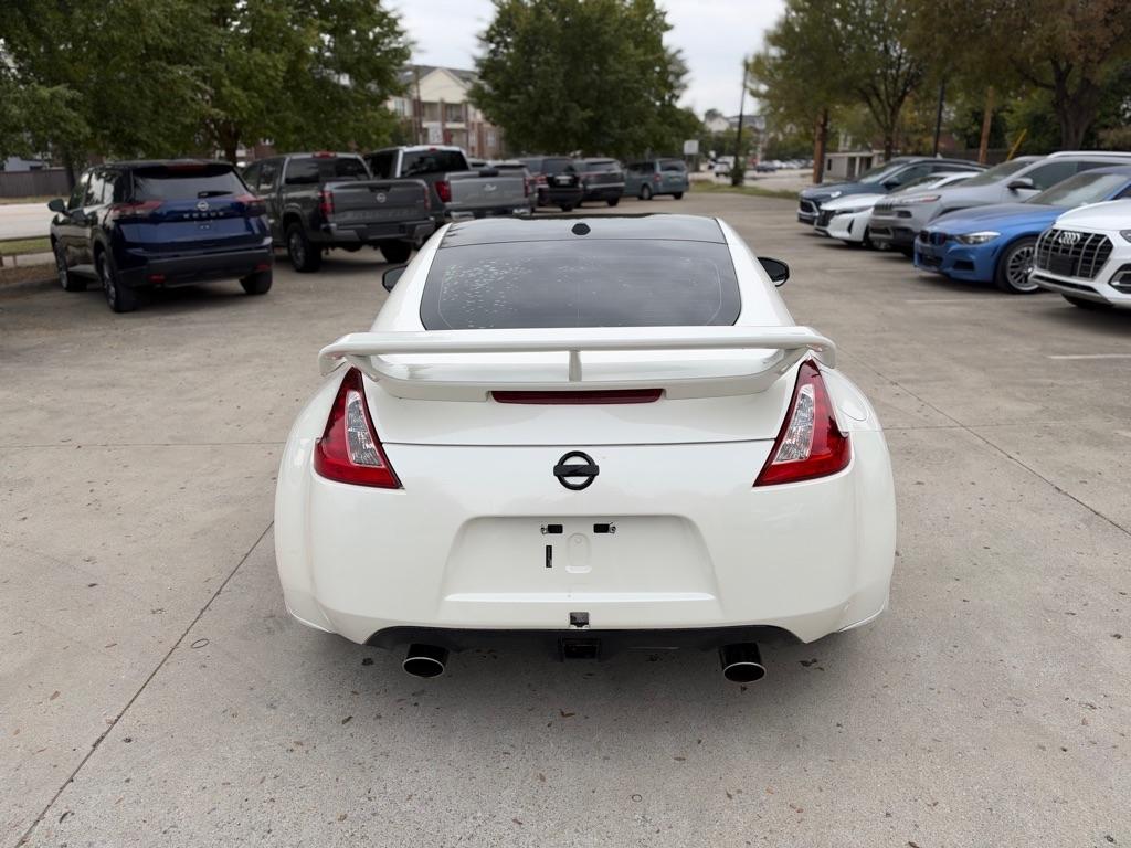 Nissan Z 370ZPRO-4X Crew Cab 4WD Diesel Coupe 2018