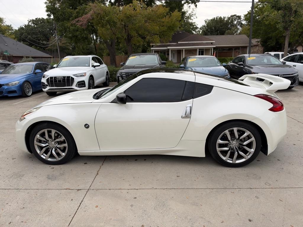 Nissan Z 370ZPRO-4X Crew Cab 4WD Diesel Coupe 2018