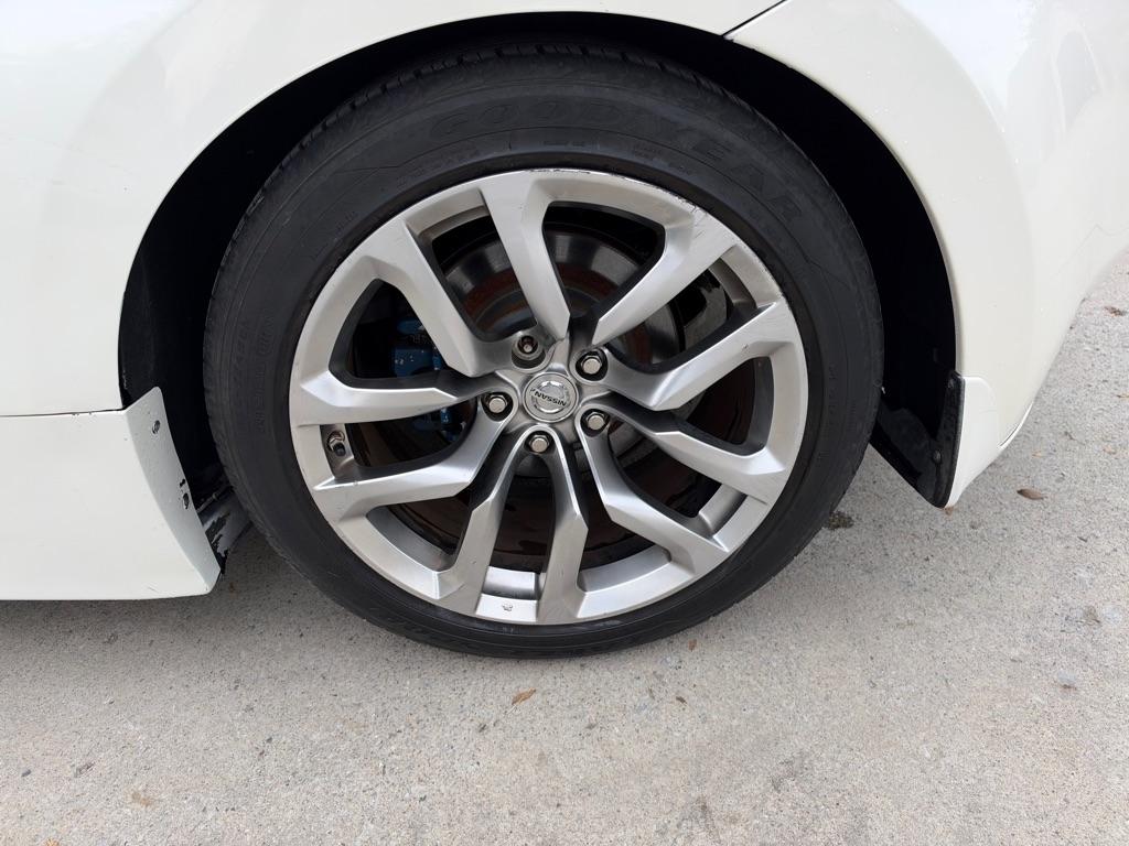 Nissan Z 370ZPRO-4X Crew Cab 4WD Diesel Coupe 2018