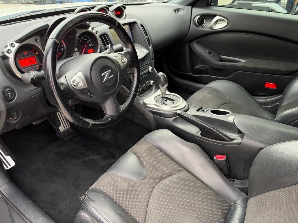 Nissan Z 370ZPRO-4X Crew Cab 4WD Diesel Coupe 2018