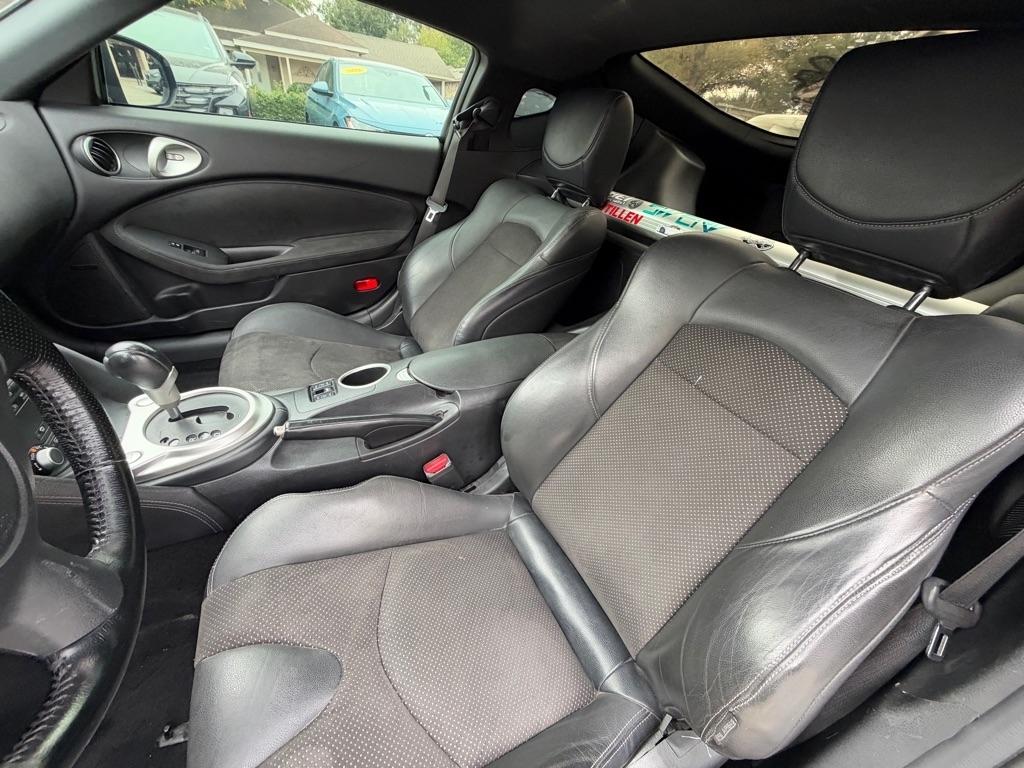 Nissan Z 370ZPRO-4X Crew Cab 4WD Diesel Coupe 2018