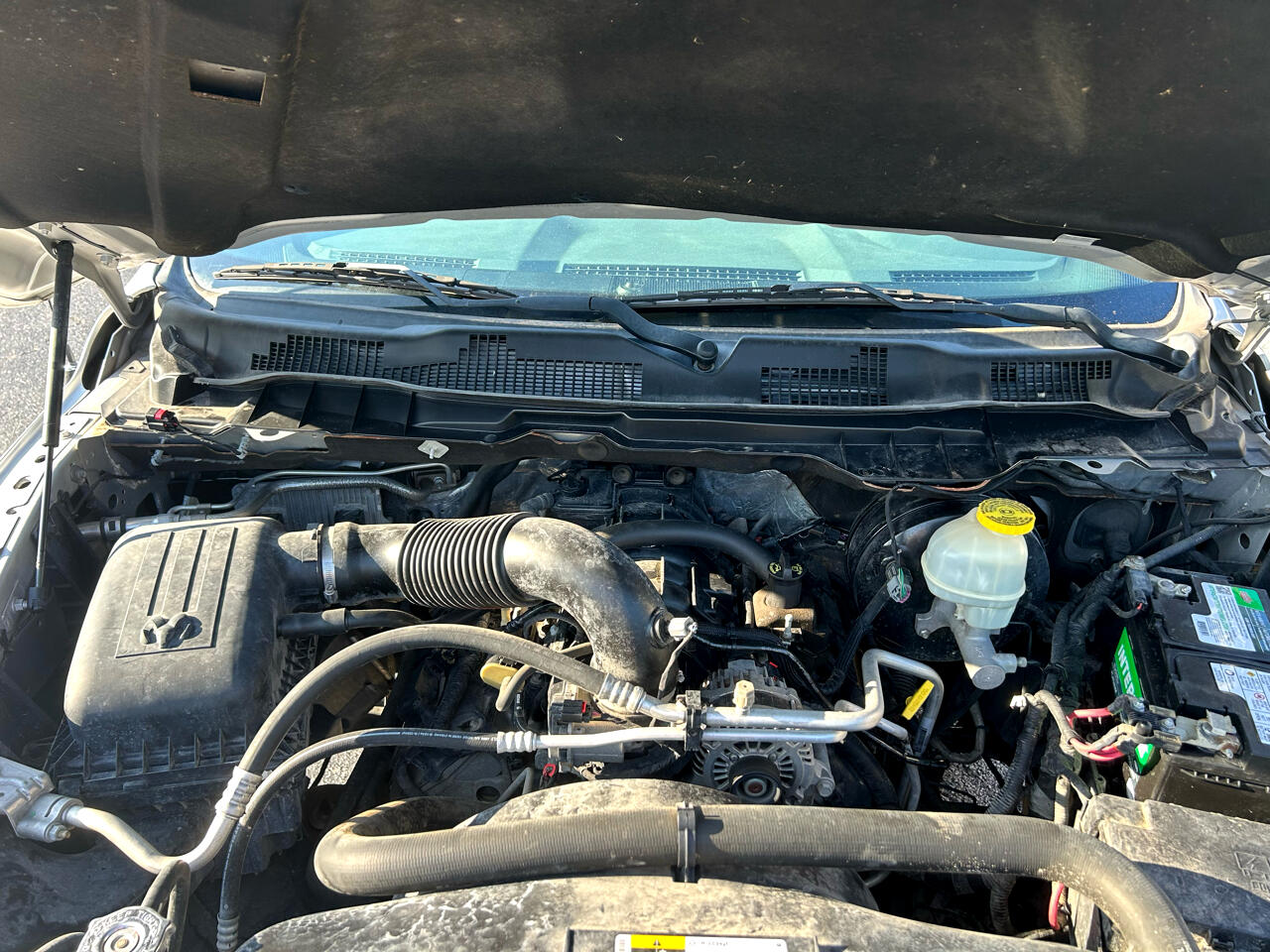 RAM 1500 SLT Crew Cab LWB 2WD 2018 RAM 1500 SLT Crew Cab LWB 2WD 2018