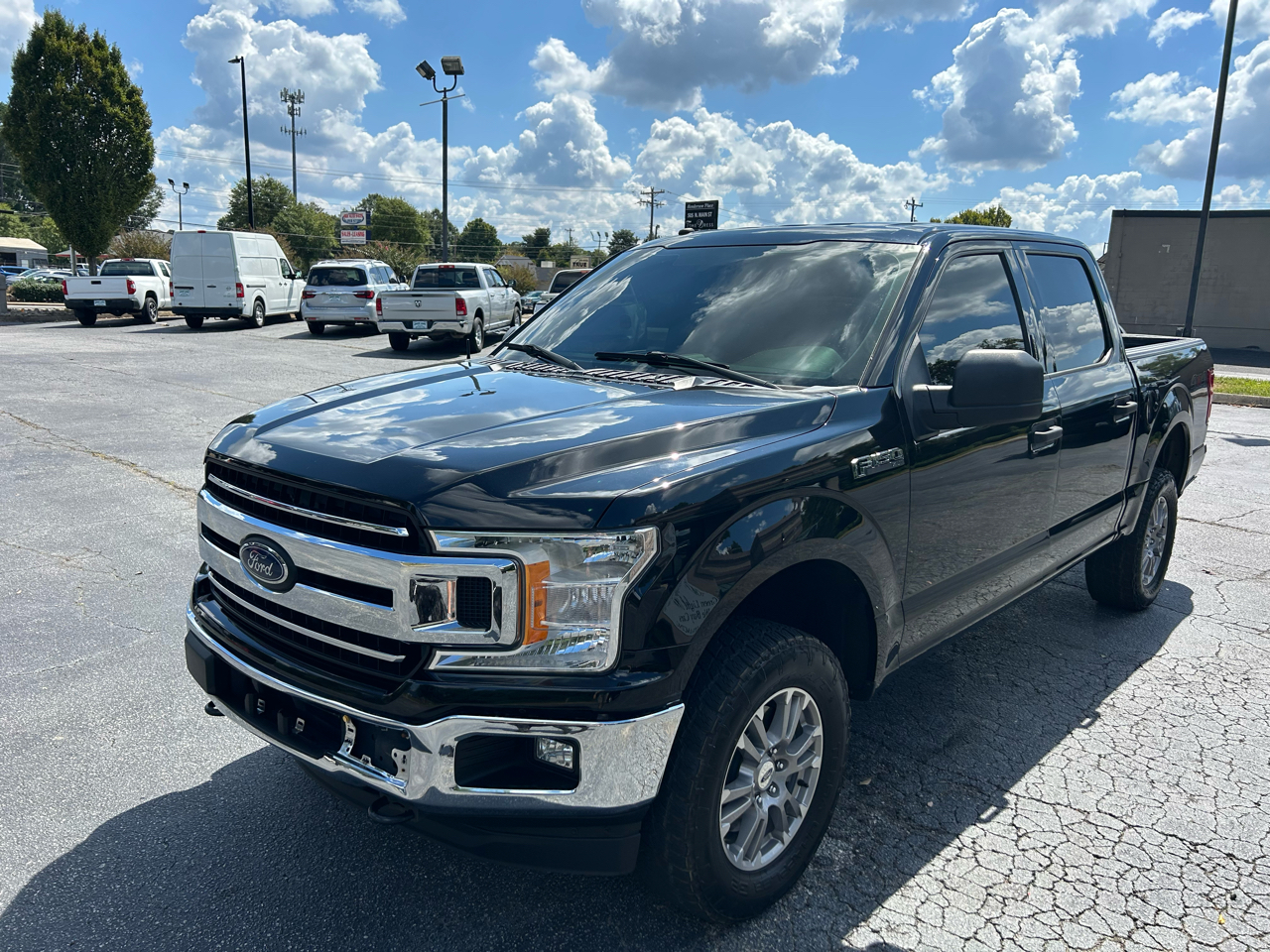 Ford F-150 XLT SuperCrew 5.5-ft. Bed 4WD 2018 Ford F-150 XLT SuperCrew 5.5-ft. Bed 4WD 2018