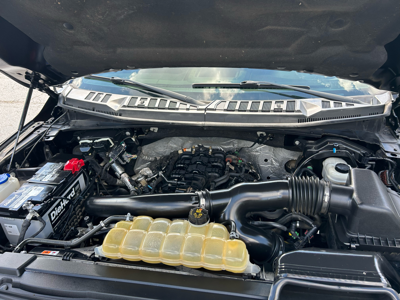 Ford F-150 XLT SuperCrew 5.5-ft. Bed 4WD 2018 Ford F-150 XLT SuperCrew 5.5-ft. Bed 4WD 2018