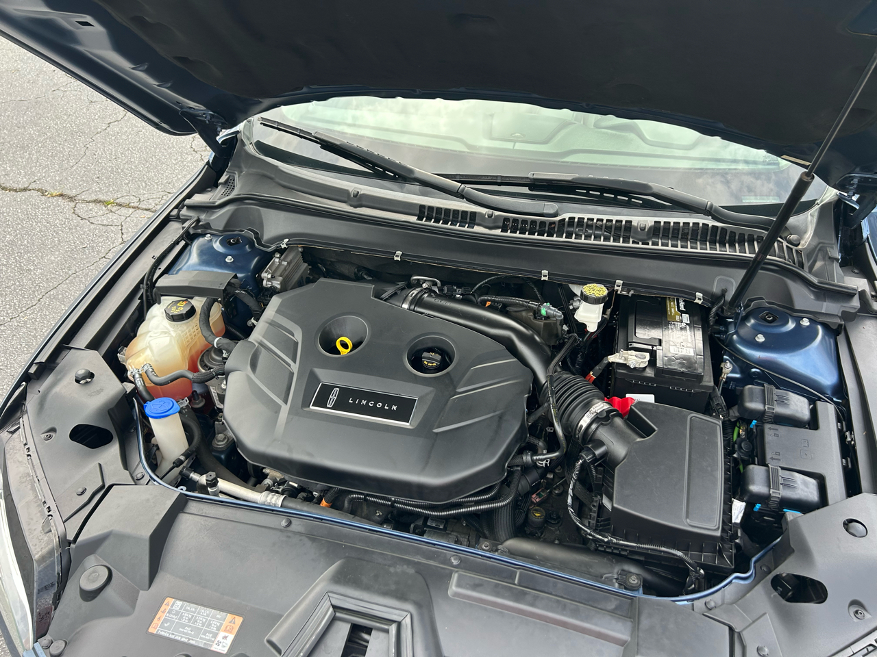 2019 Lincoln MKZ Reserve photo 11