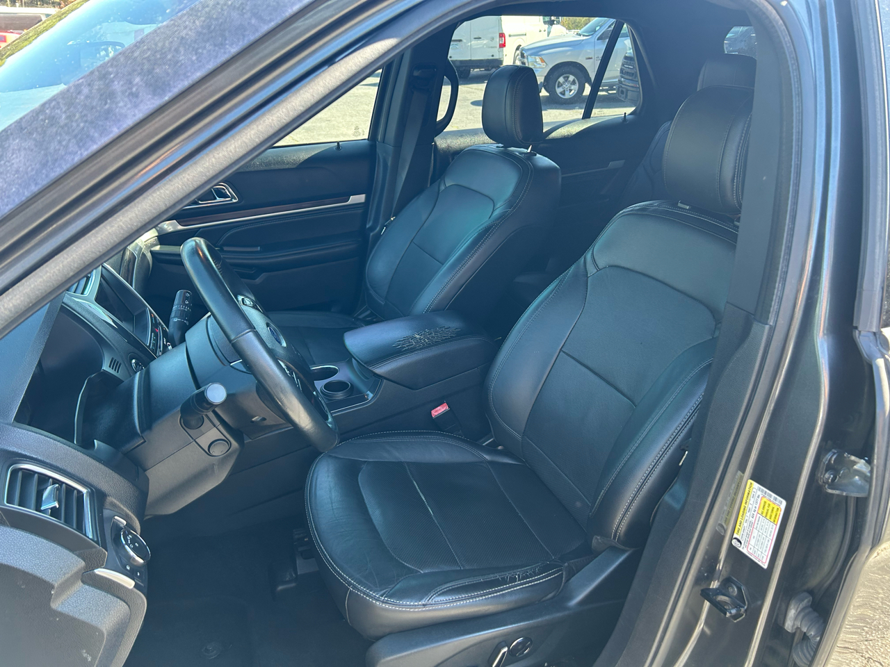 2018 Ford Explorer Limited photo 3