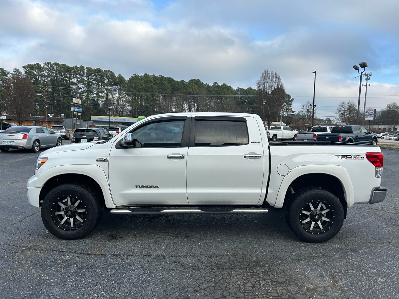 Toyota Tundra Limited 5.7L FFV CrewMax 4WD 2012