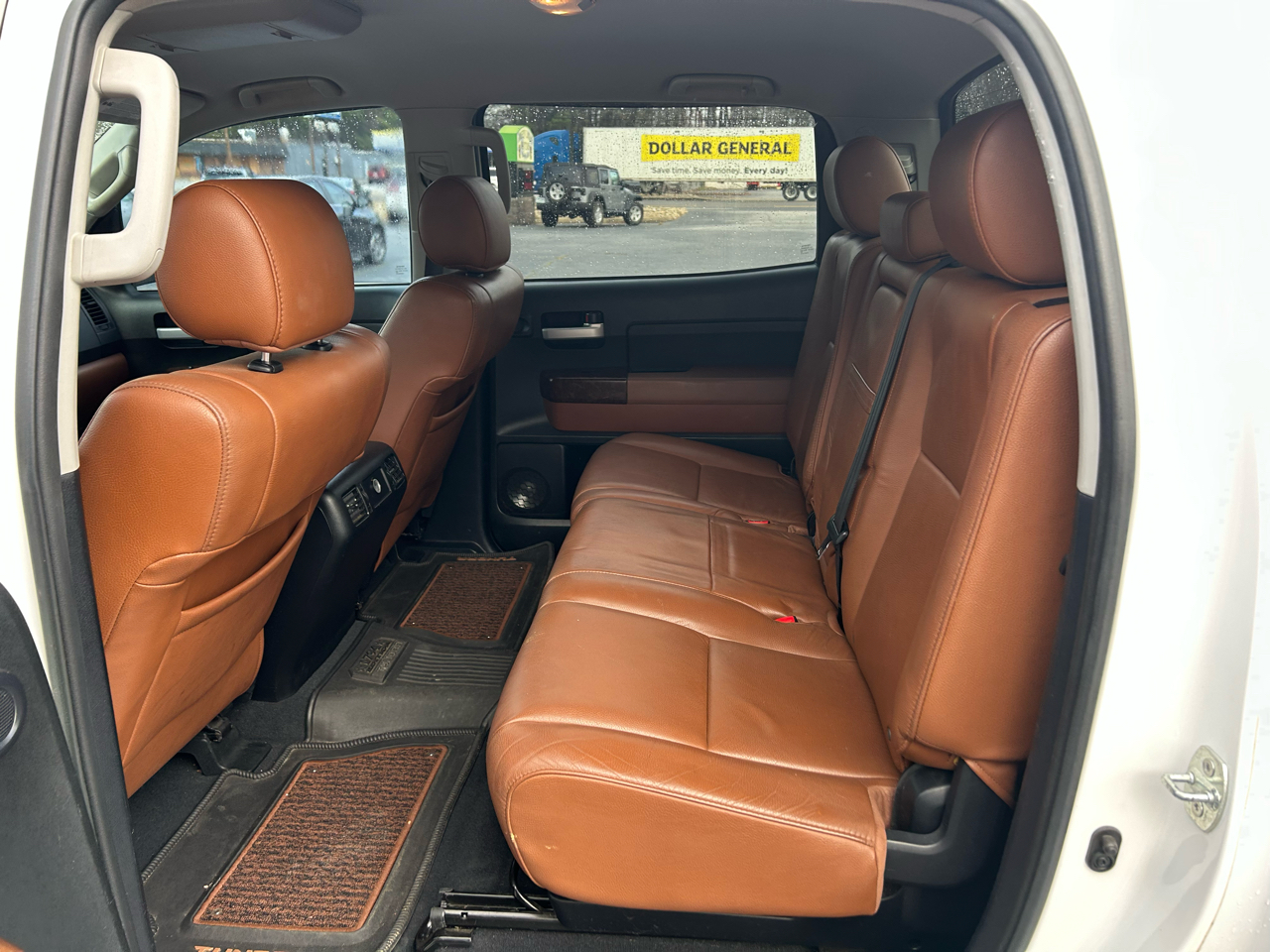 Toyota Tundra Limited 5.7L FFV CrewMax 4WD 2012