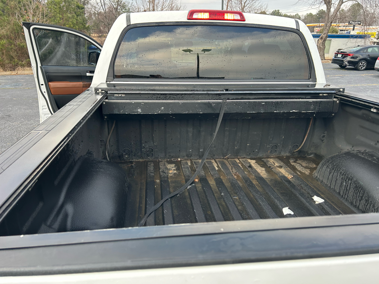 Toyota Tundra Limited 5.7L FFV CrewMax 4WD 2012